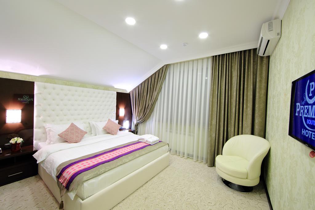 Premier Hotel Bishkek Ngoại thất bức ảnh